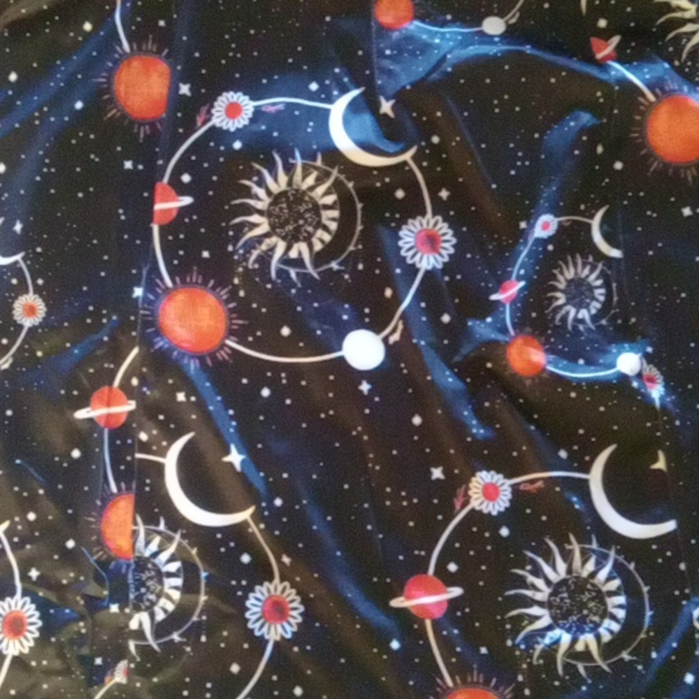 Skirt - Picture 2 of 3
